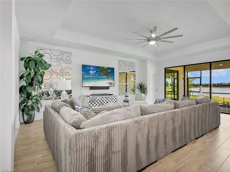 18278 Ridgeline Dr — Photo 14