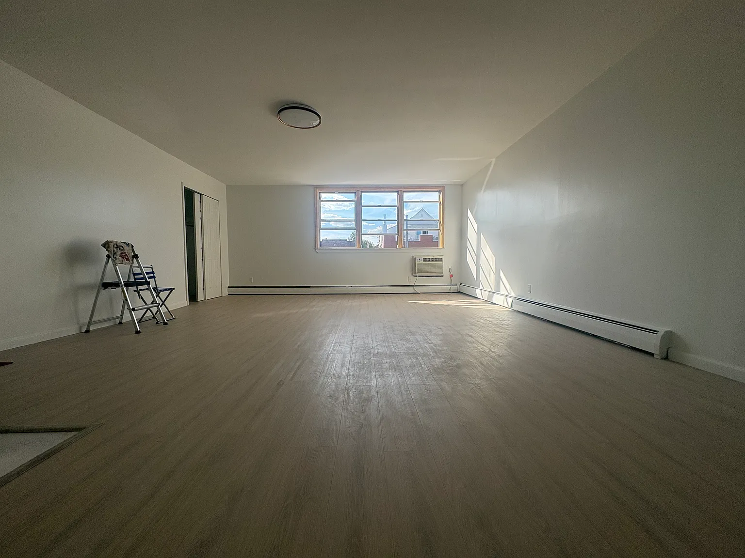 8671 21st Ave — Photo 2