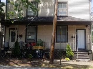313-390 3rd St, Pitcairn, PA 15140