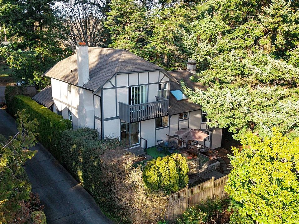 1st image of 3855 Haro Rd