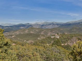 127 Circle Dr, Santa Fe, NM 87501