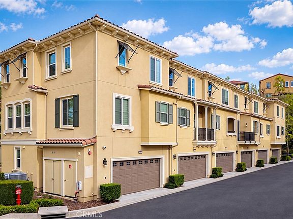 3rd image of 3199 Marigold Cir