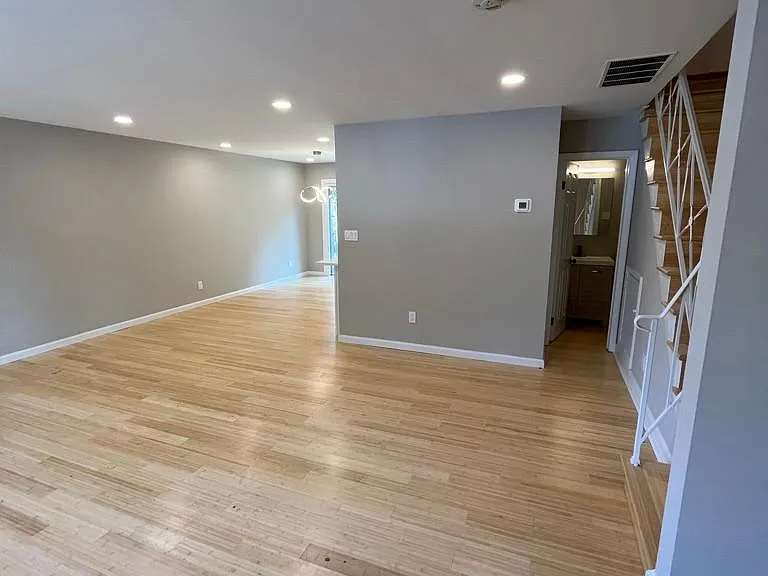119 Charles Pl — Photo 14