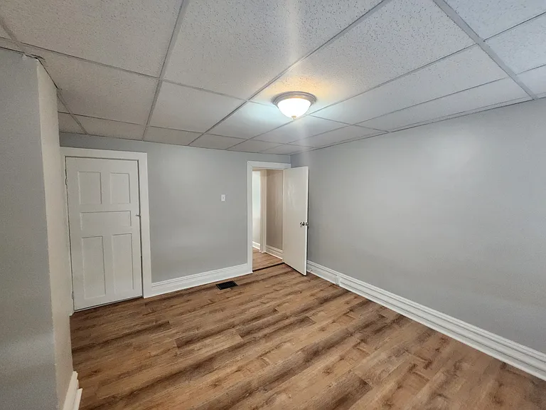 410 Monongahela Ave — Photo 4