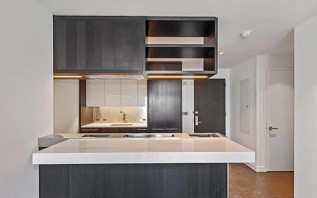 Rented by Hooli Homes New York Inc | media 1