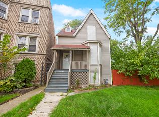 8854 S Dauphin Ave, Chicago, IL 60619