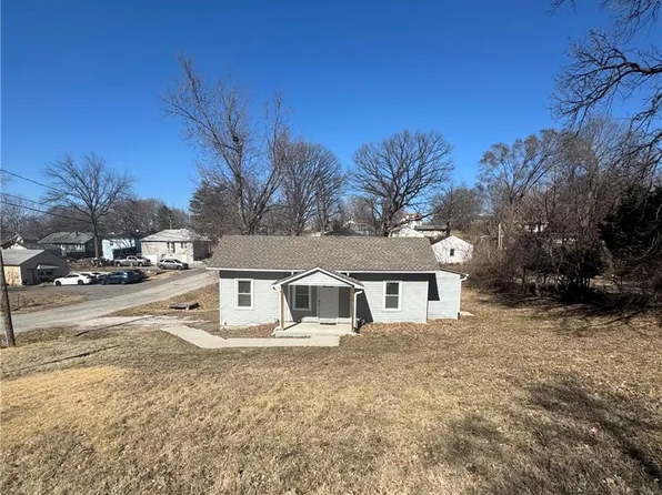 11300 E 11th St S, Independence, MO 64054