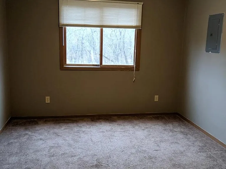 1601 W Stonehenge Dr #2 — Photo 8