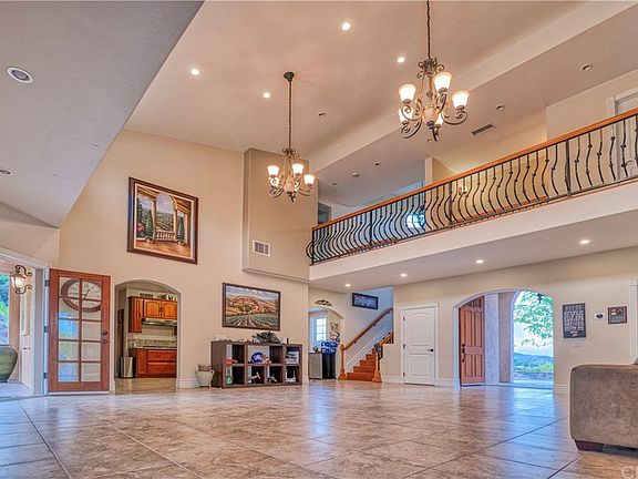 3rd image of 40021 Hidden Meadow Cir