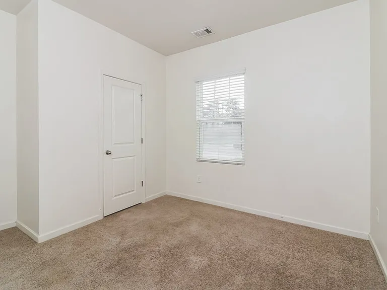 7261 Lacey Dr — Photo 13
