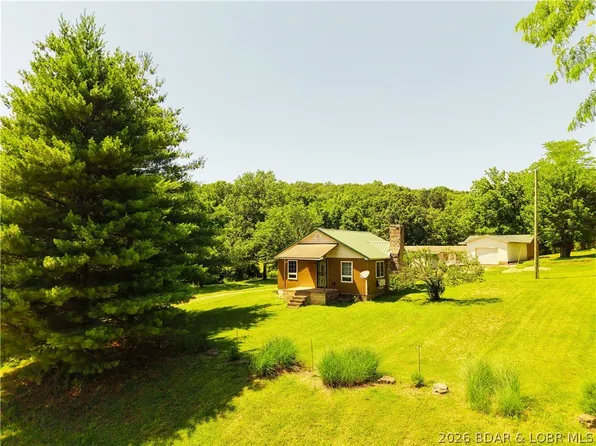 33092 Lake Trail Rd, Gravois Mills, MO 65037