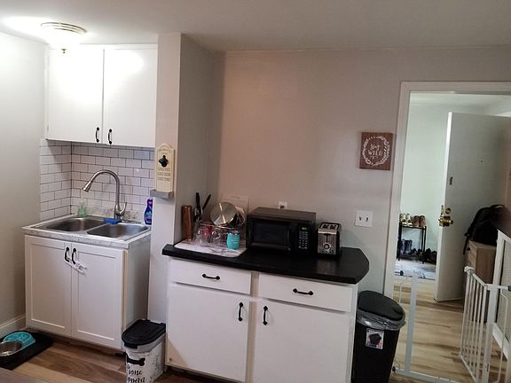 5th image of 232 Tremont St APT 3