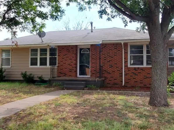 224 S Tant St, Grandfield, OK 73546