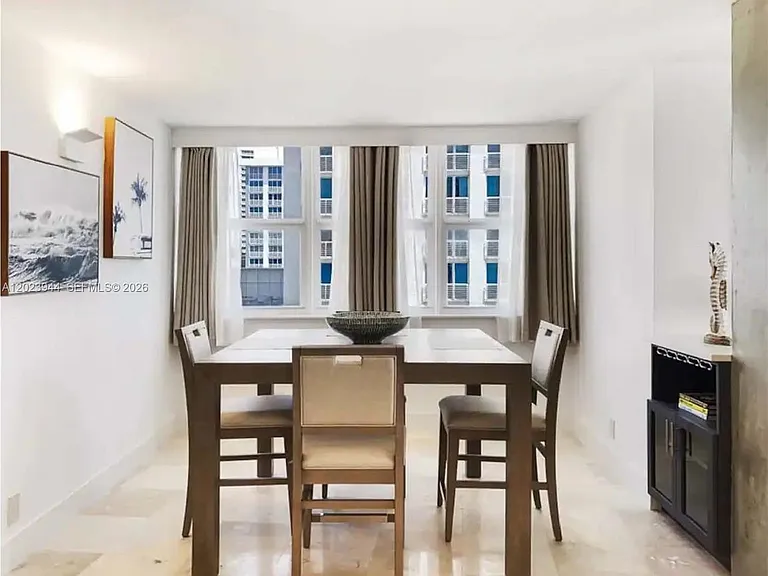 209 N Fort Lauderdale Beach Blvd #5B — Photo 10