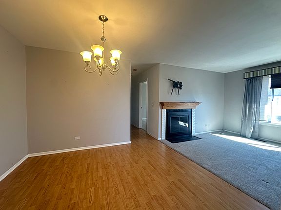 4th image of 2413 Manchester Ct APT D