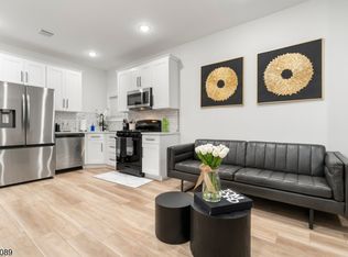 36 Kent St, Newark, NJ 07108