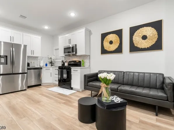 36 Kent St, Newark City, NJ 07108