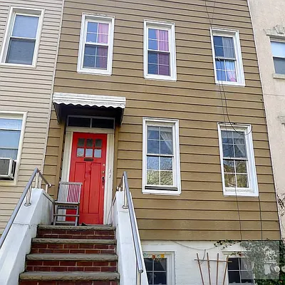 Rented by Dwell Residential Inc | media 59