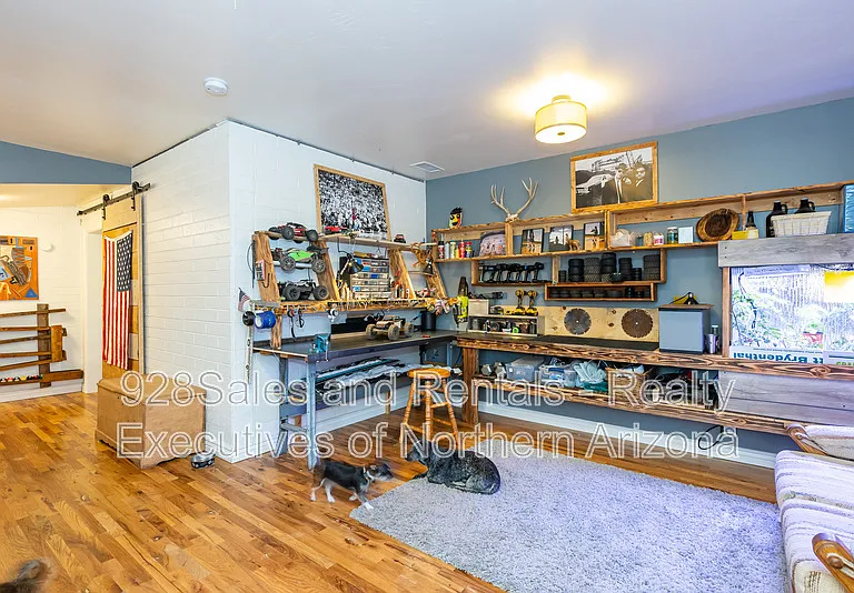 2304 N Talkington Dr — Photo 14