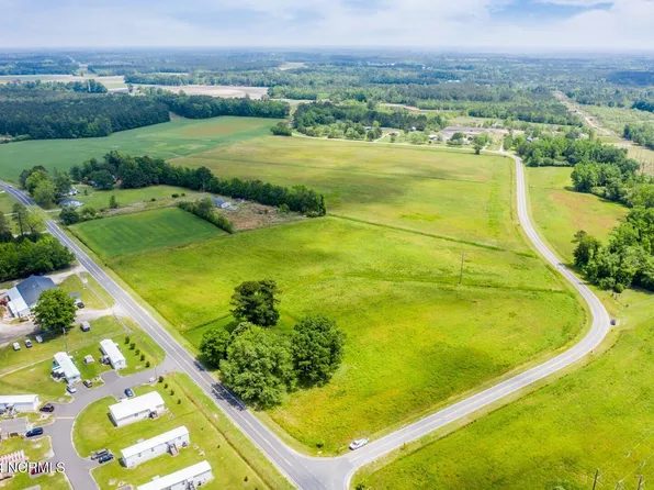 4441 Nc 11, Wallace, NC 28466