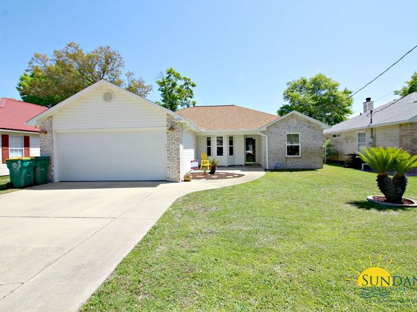 1005 High Grove Ct