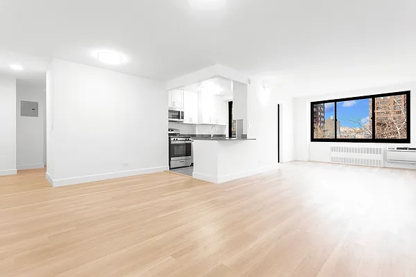 Rented by Olnick Organization | media 2