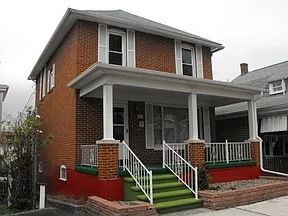514 Crawford Ave photo 1