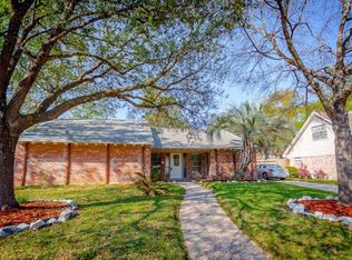 18011 Ella Blvd, Houston, TX 77090