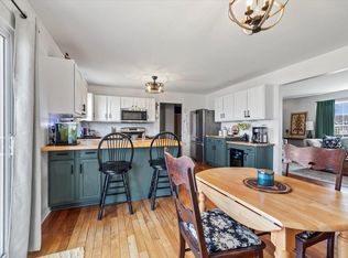 1631 Redtail Dr, Hartford, WI