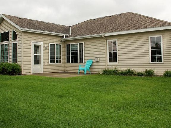 5th image of 1126 Willow Pond Dr