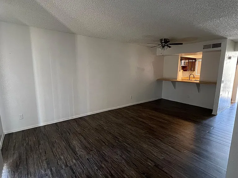 2808 E Monte Cristo Ave #103 — Photo 6