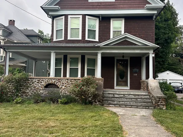 1558 Whitney Avenue, Hamden, CT 06517