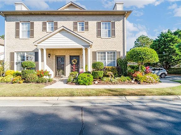 2nd image of 2209 Wessington Drive