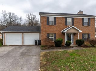 226 Nicely Trl, Powell, TN 37849
