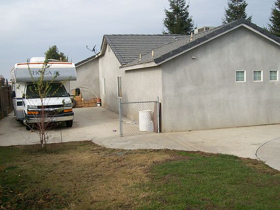 rv parking/fruit trees