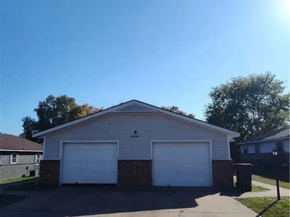 1909 Sycamore Pl, Springdale, AR 72762