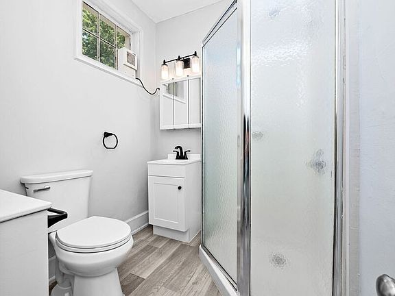 3rd image of 1753 Williams Ave #2