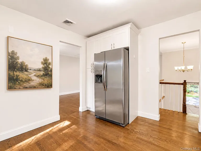 30 Clematis St — Photo 11