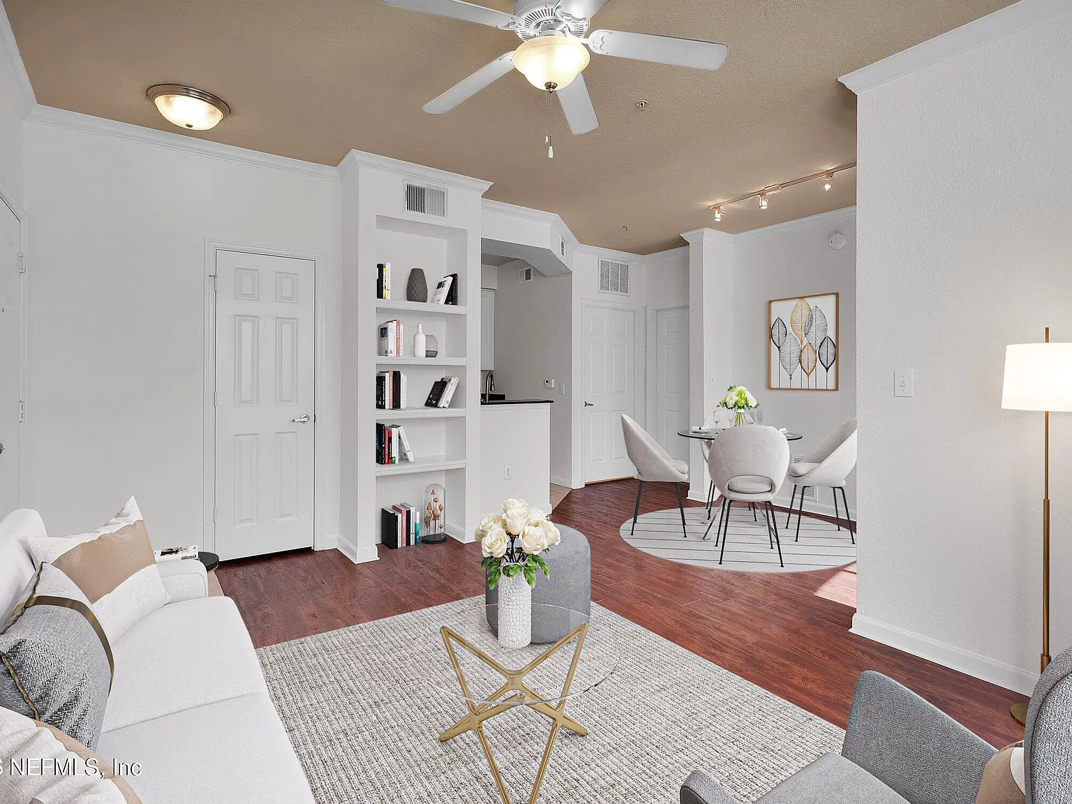1 bed, 1.0 bath, 643 sqft, $1,350 — Photo 1