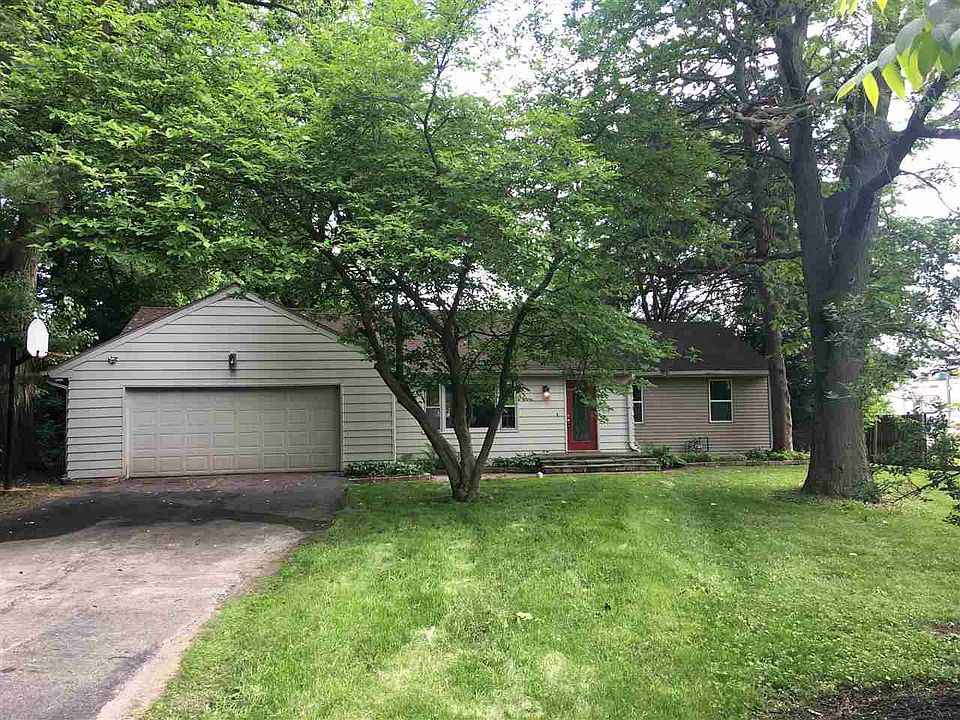 1st image of 52 Johns Woods Dr