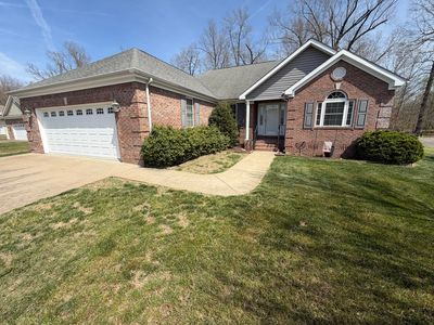 2 Dove Ln, Metropolis, IL, 62960