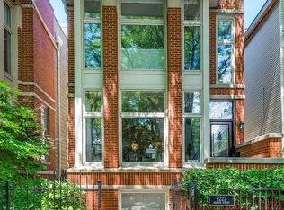 1222 W George St, Chicago, IL 60657