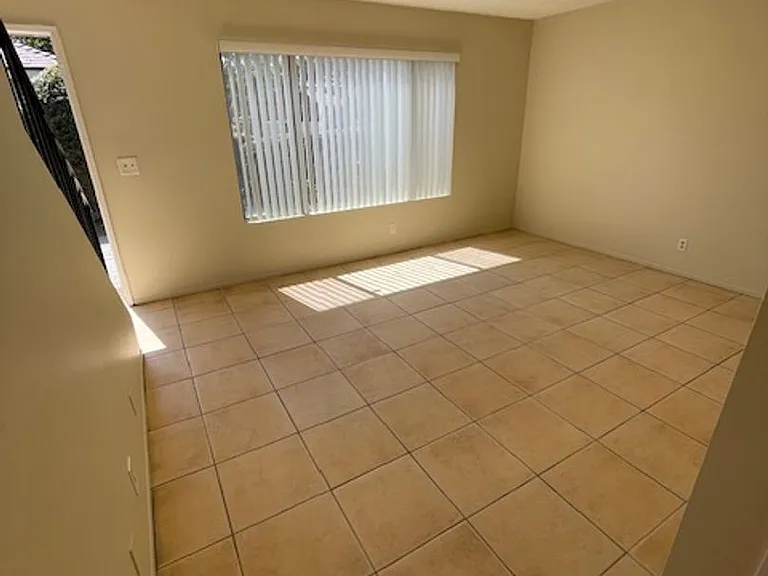 530 S I St #2 — Photo 3