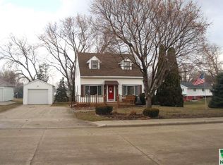 413 E 4th St, Remsen, IA 51050