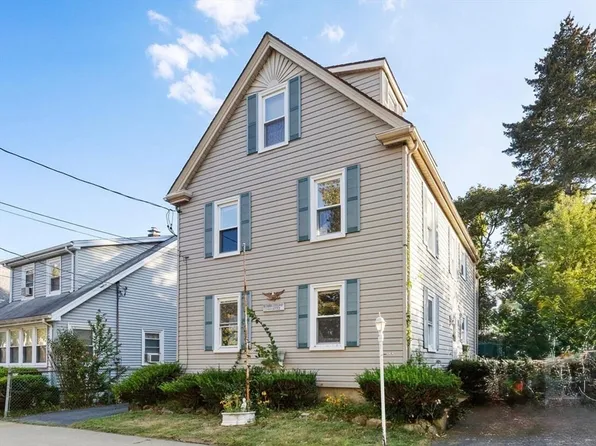 7 Goodell St, Lynn, MA 01902