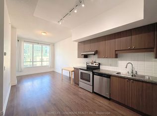 33 Clegg Rd #910, Markham, ON L6G 0G6