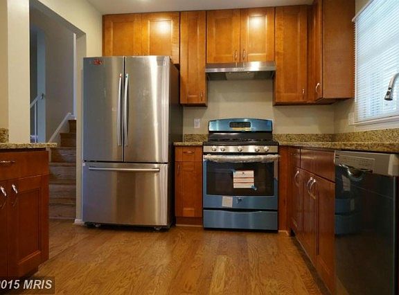 3rd image of 5603 Helmsdale Ln