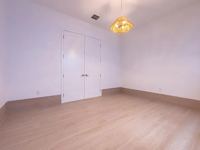 9597 Royal Palm Way — Photo 38