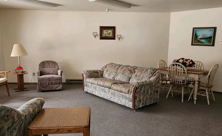 1938 Grandview Dr #6 — Photo 6