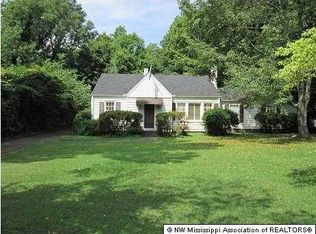 2785 Magnolia Dr, Hernando, MS 38632